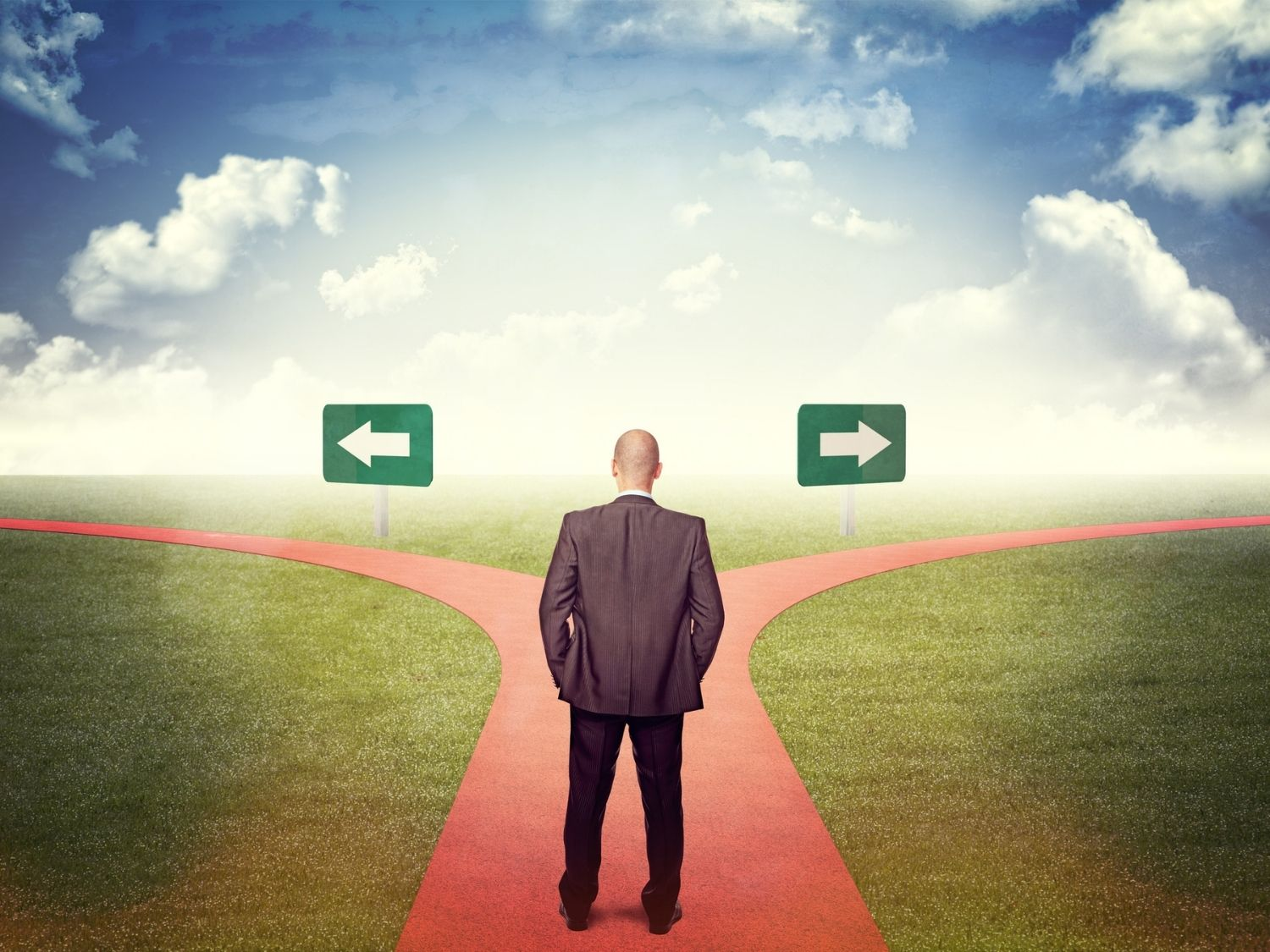 Sourcing agent vs sourcing agency comparison